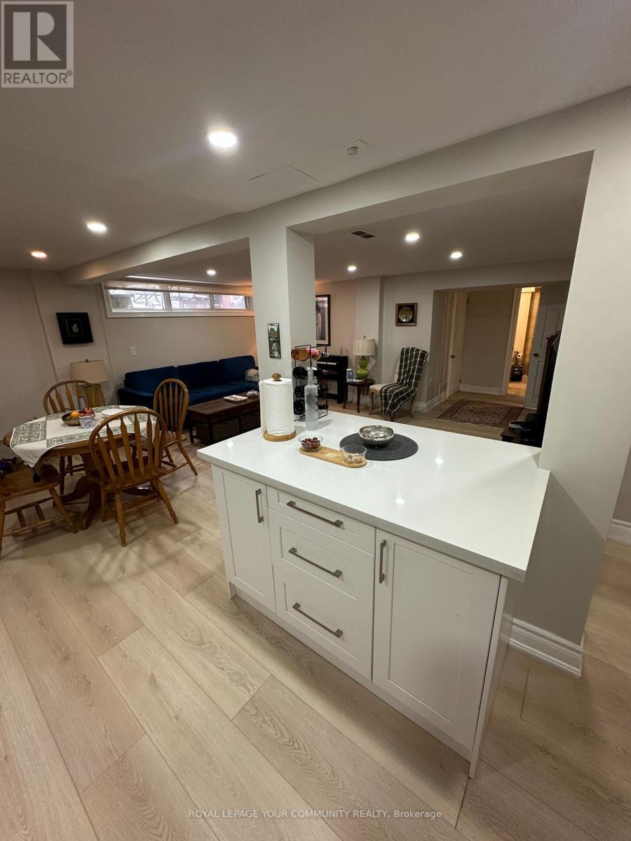 100 Richardson Dr Drive, Aurora, ON - Indoor