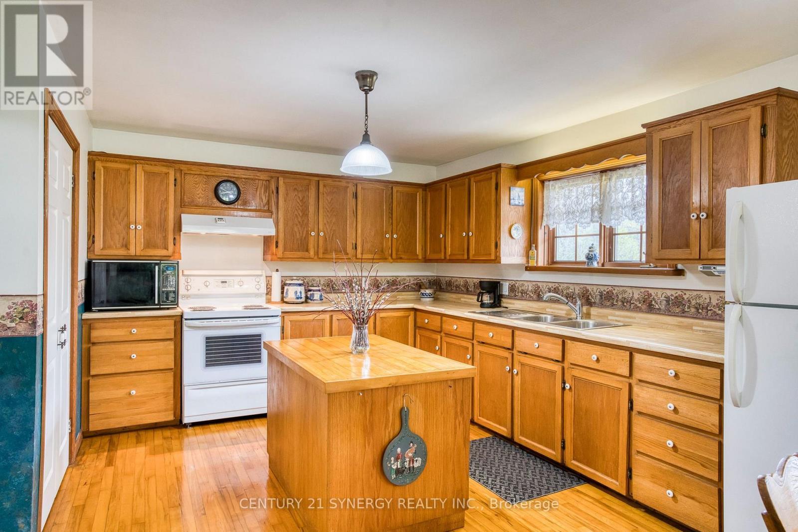 1189 Willis Armstrong Road, Frontenac (Frontenac Centre), ON