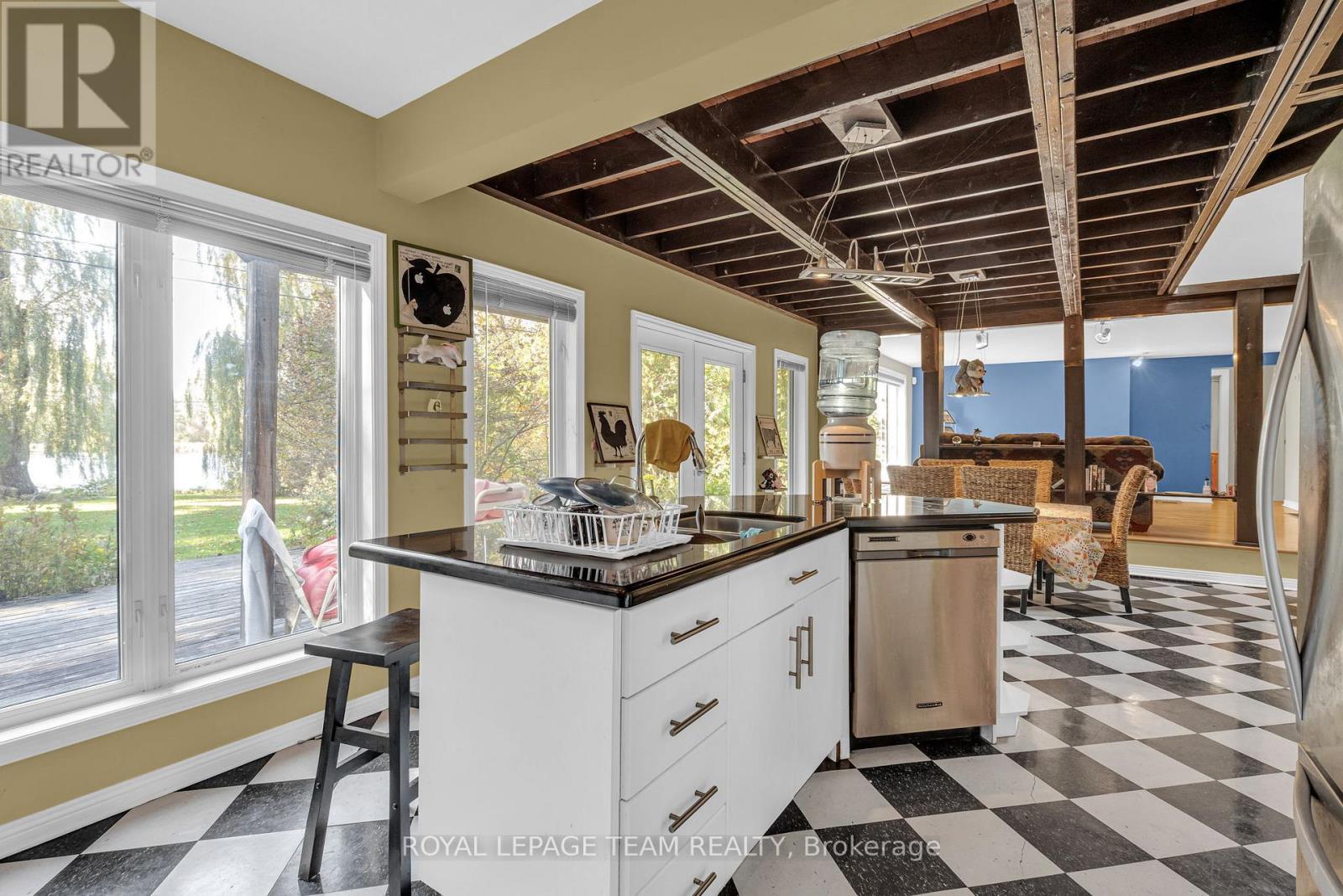 2322 Summerside Drive, Ottawa, ON