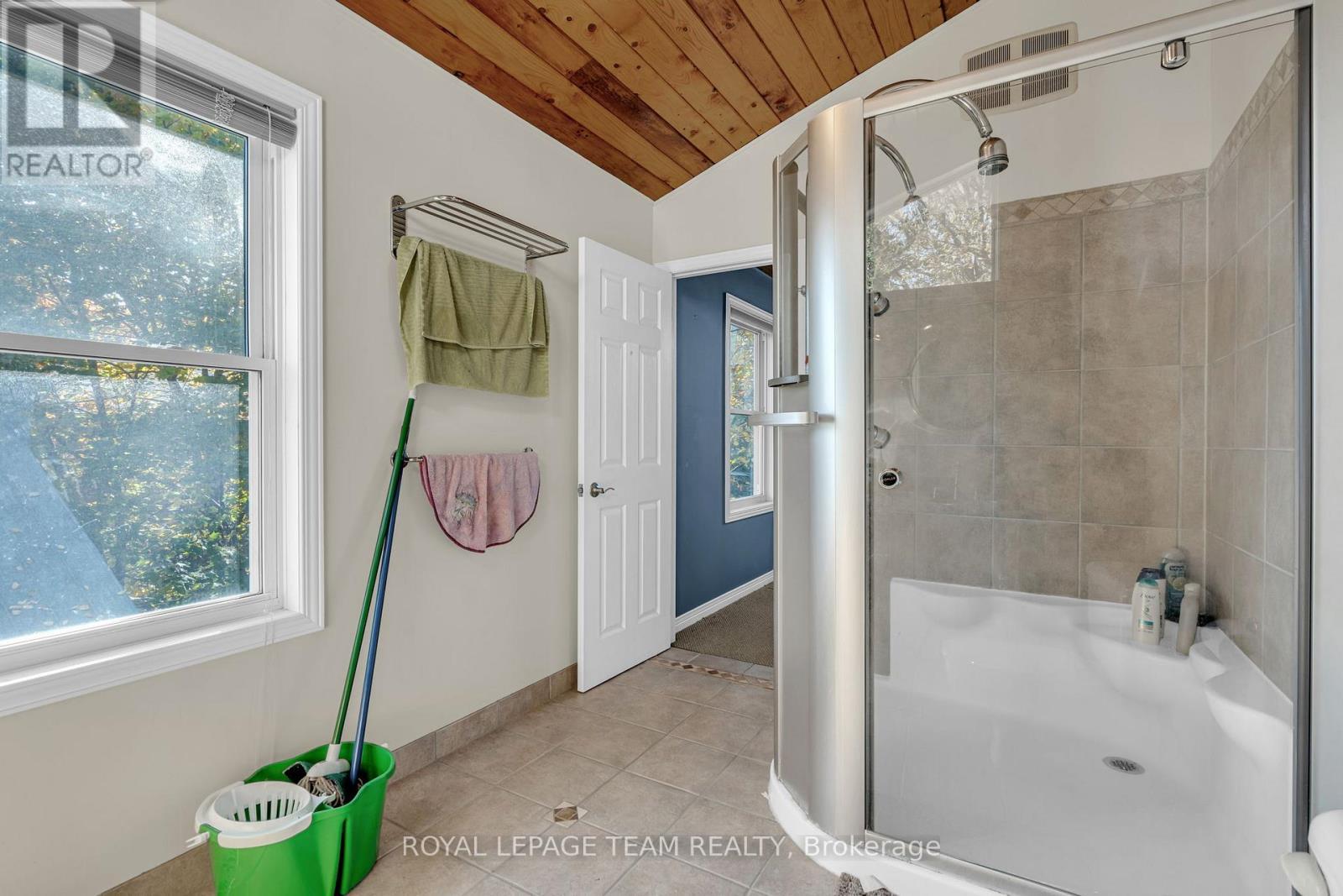 2322 Summerside Drive, Ottawa, ON