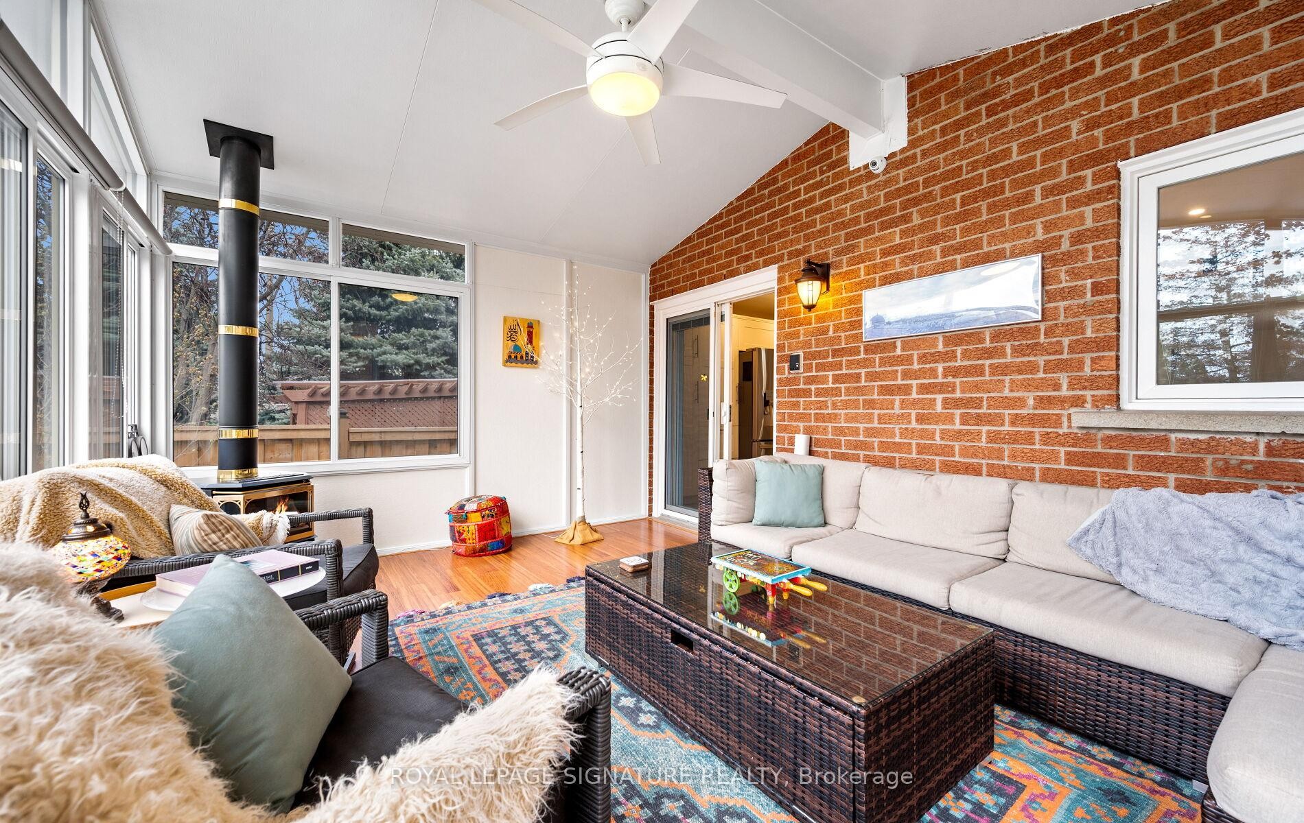 3509 Woodhurst Crescent, Mississauga, ON - With Exterior