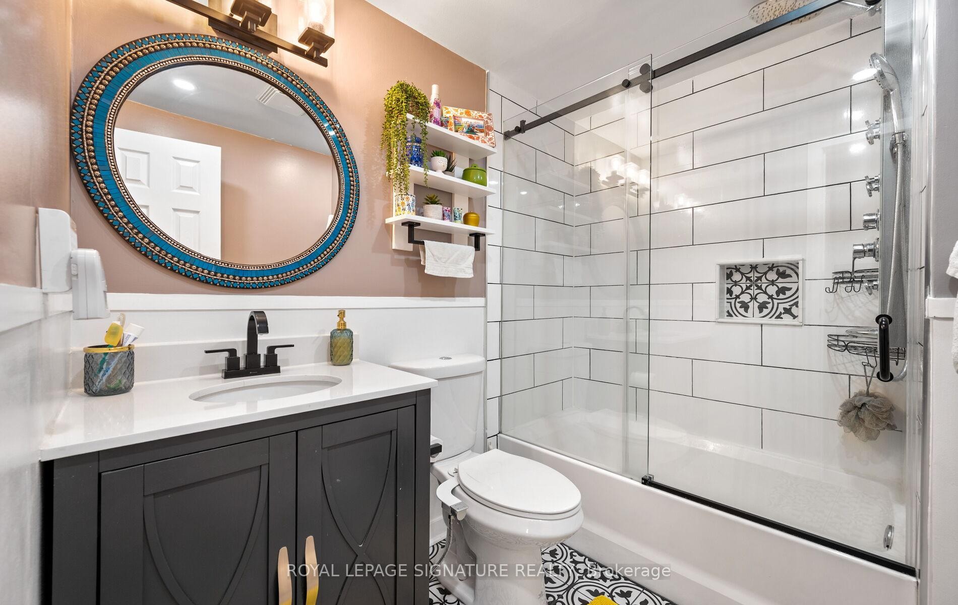 3509 Woodhurst Crescent, Mississauga, ON - Indoor Photo Showing Bathroom