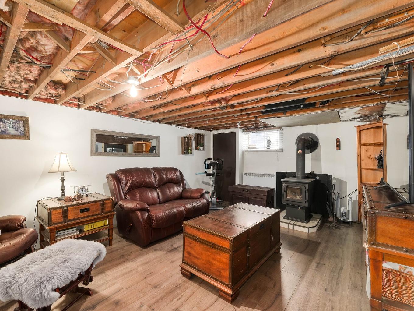Living room - 315 Rg Lapierre, Sainte-Béatrix, QC - Indoor Photo Showing Basement