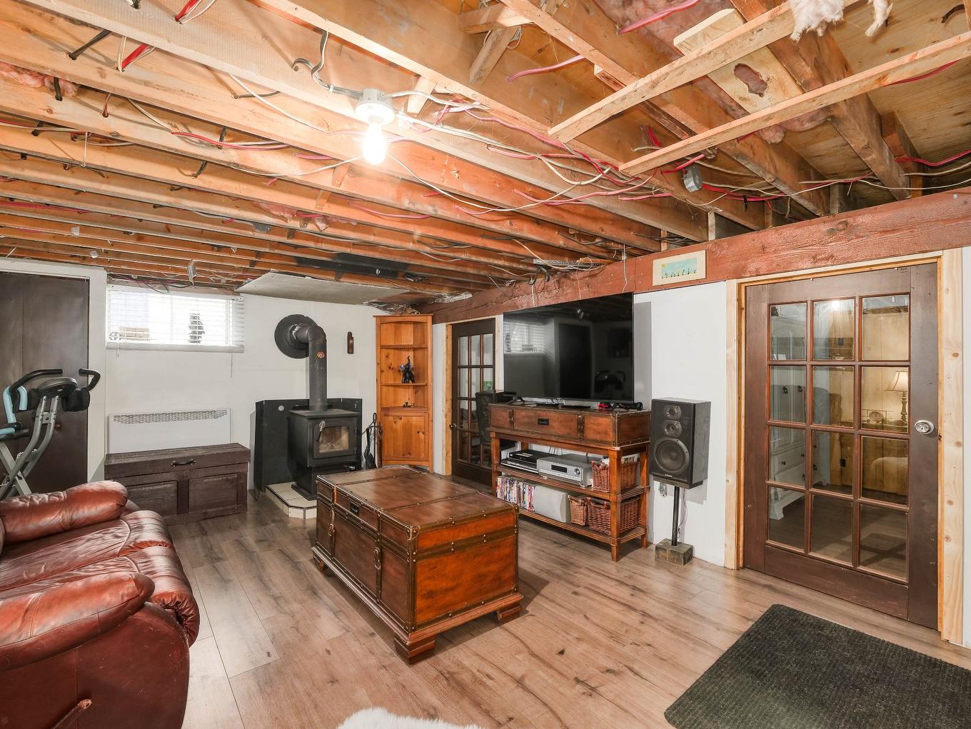 Living room - 315 Rg Lapierre, Sainte-Béatrix, QC - Indoor Photo Showing Basement
