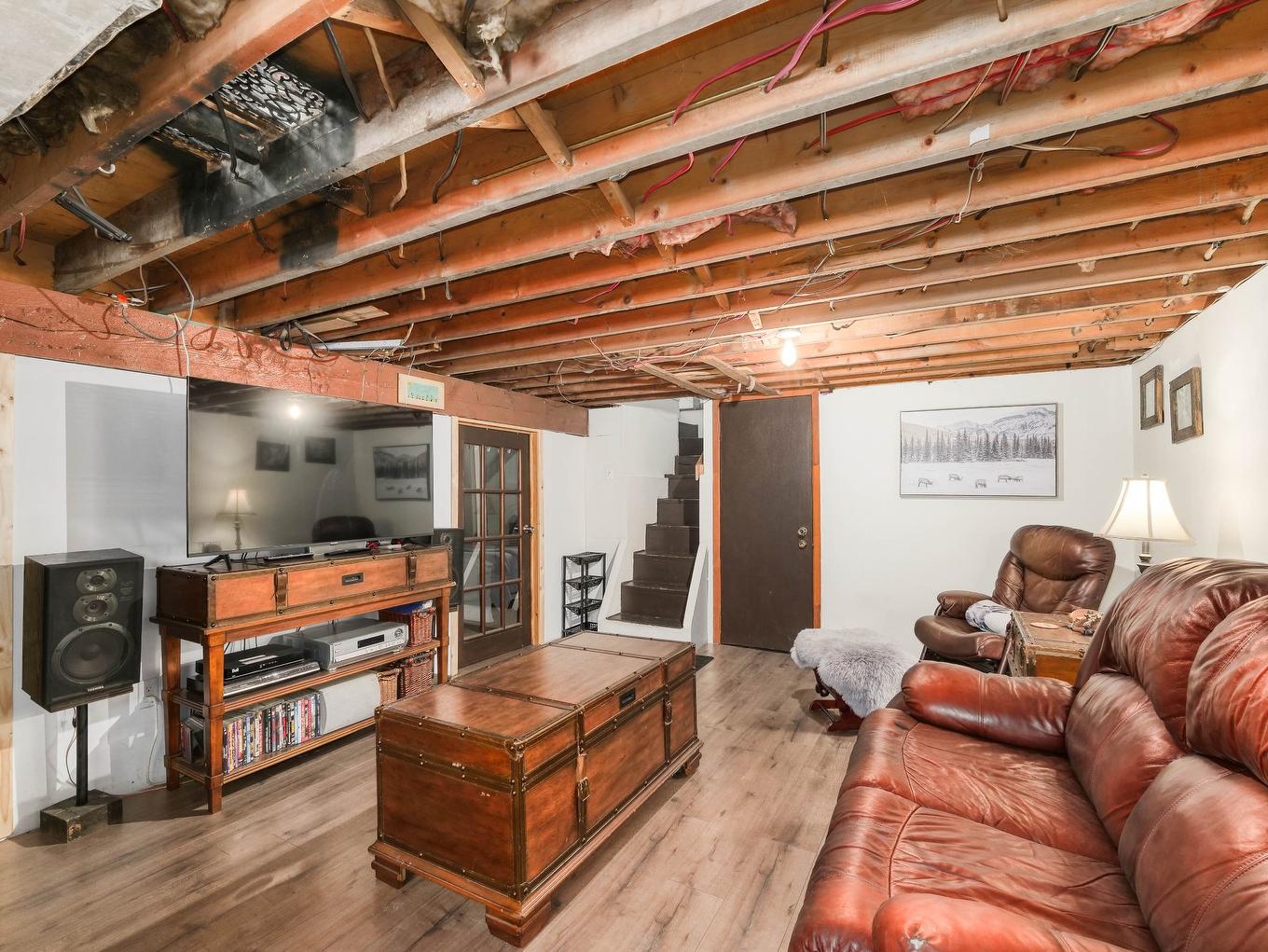 Living room - 315 Rg Lapierre, Sainte-Béatrix, QC - Indoor Photo Showing Basement