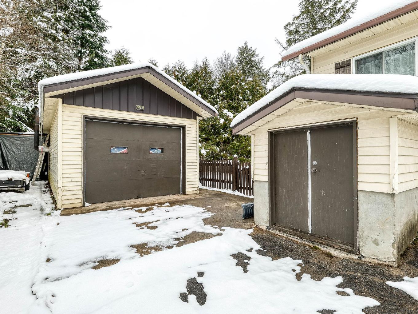 Garage - 315 Rg Lapierre, Sainte-Béatrix, QC - Outdoor With Exterior