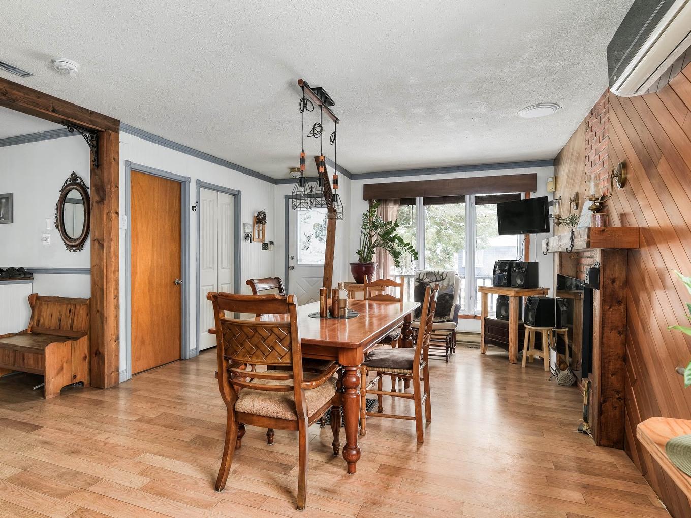 Dining room - 315 Rg Lapierre, Sainte-Béatrix, QC - Indoor Photo Showing Dining Room