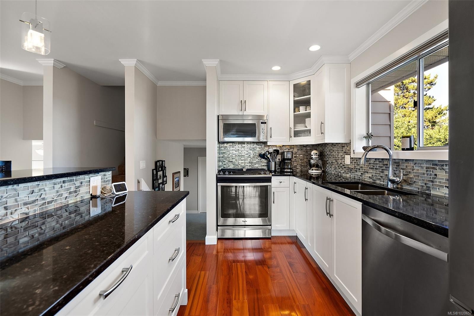 2518 Monte Vista Pl, Central Saanich, BC