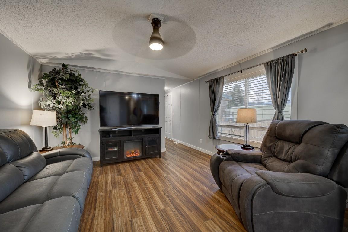 E6-220 G & M Road, Kamloops, BC