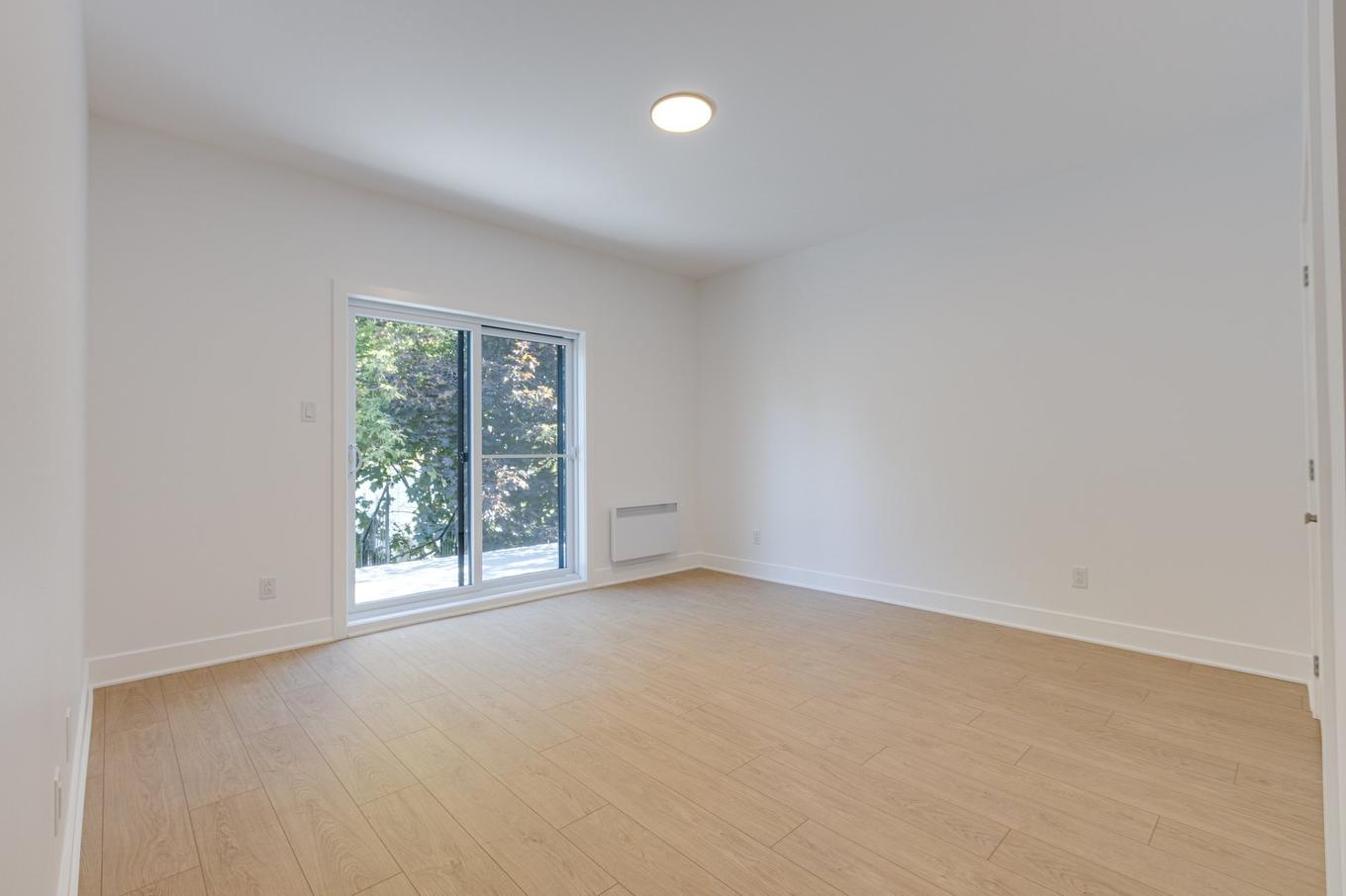 Chambre à coucher principale - 11379 Av. L'Archevêque, Montréal (Montréal-Nord), QC - Indoor Photo Showing Other Room