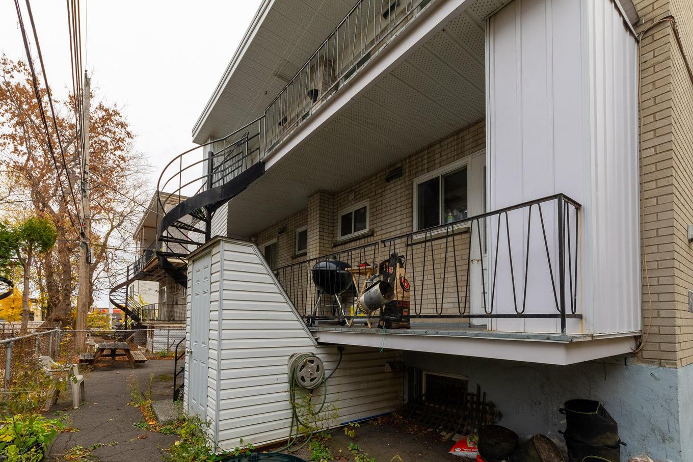 Backyard - 4085 Rue Forest, Montréal (Montréal-Nord), QC - Outdoor