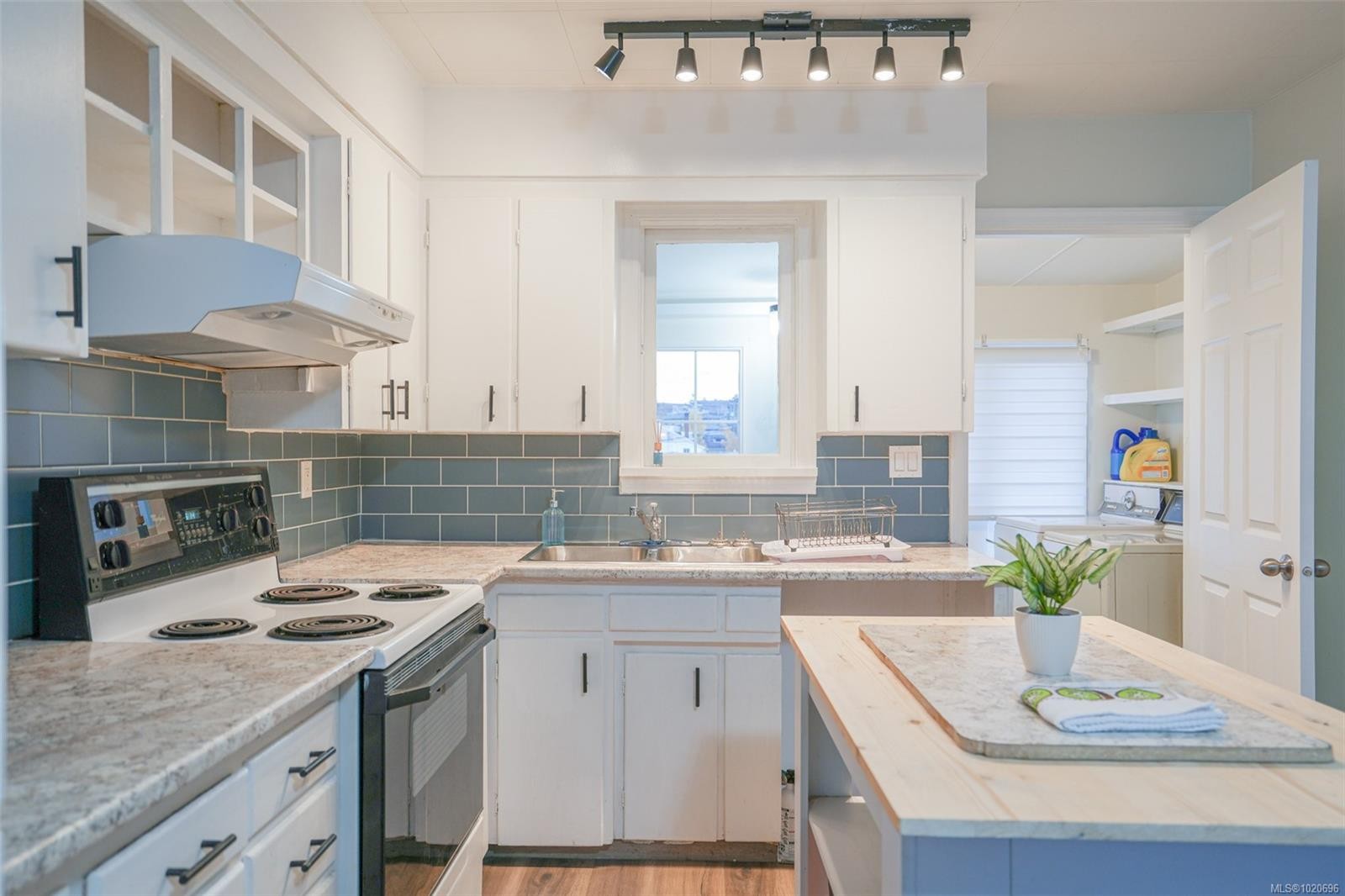 4865 Burde St, Port Alberni, BC