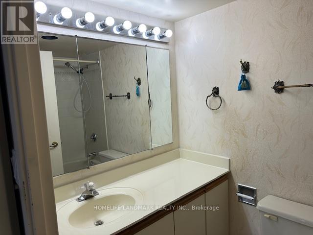 711 - 225 Bamburgh Circle, Toronto, ON - Indoor Photo Showing Bathroom