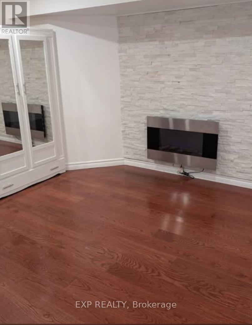 34 Danielle Crescent, Barrie, ON - Indoor With Fireplace