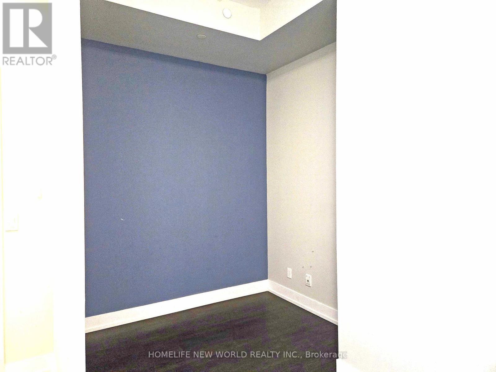 Den - 731 - 9471 Yonge Street, Richmond Hill, ON -