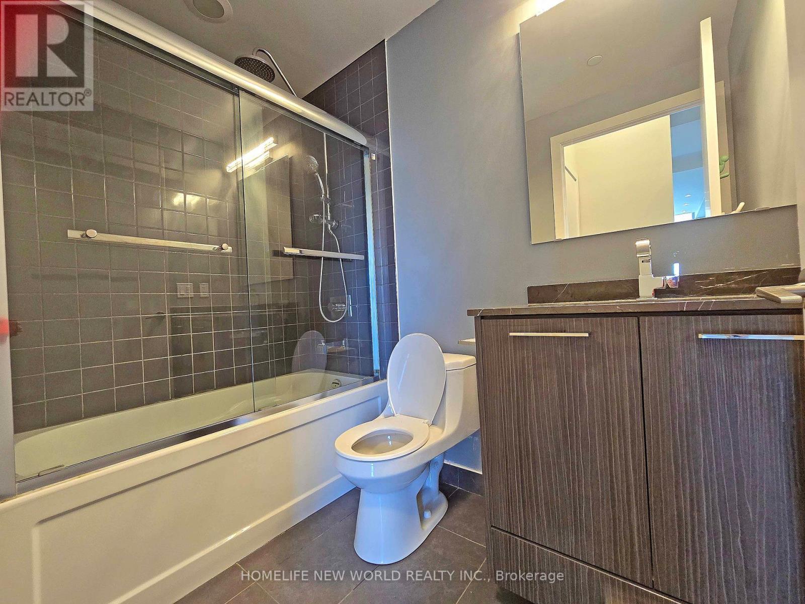 Bathroom - 731 - 9471 Yonge Street, Richmond Hill, ON - Indoor Photo Showing Bathroom