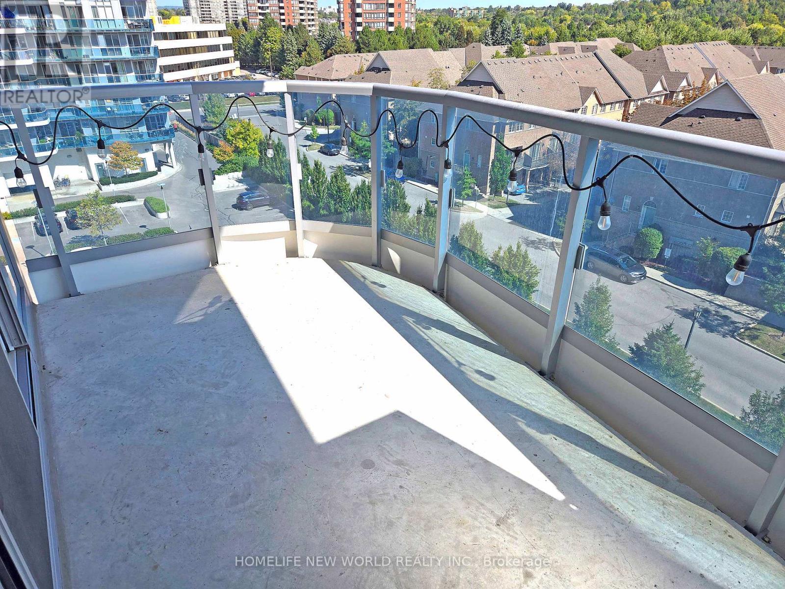 Balcony - 731 - 9471 Yonge Street, Richmond Hill, ON - Outdoor