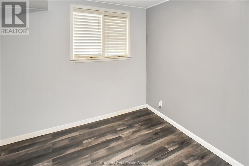 345 Poplar Street Unit# 3, Sudbury, ON - Indoor Photo Showing Other Room