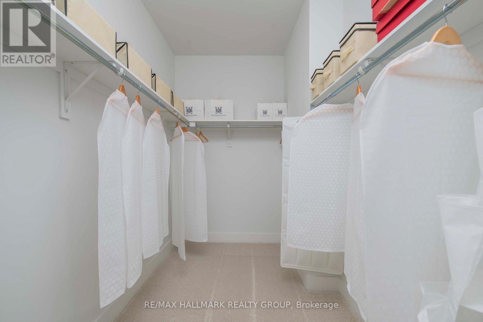 106 Hackamore Crescent, Ottawa, ON - Indoor With Storage