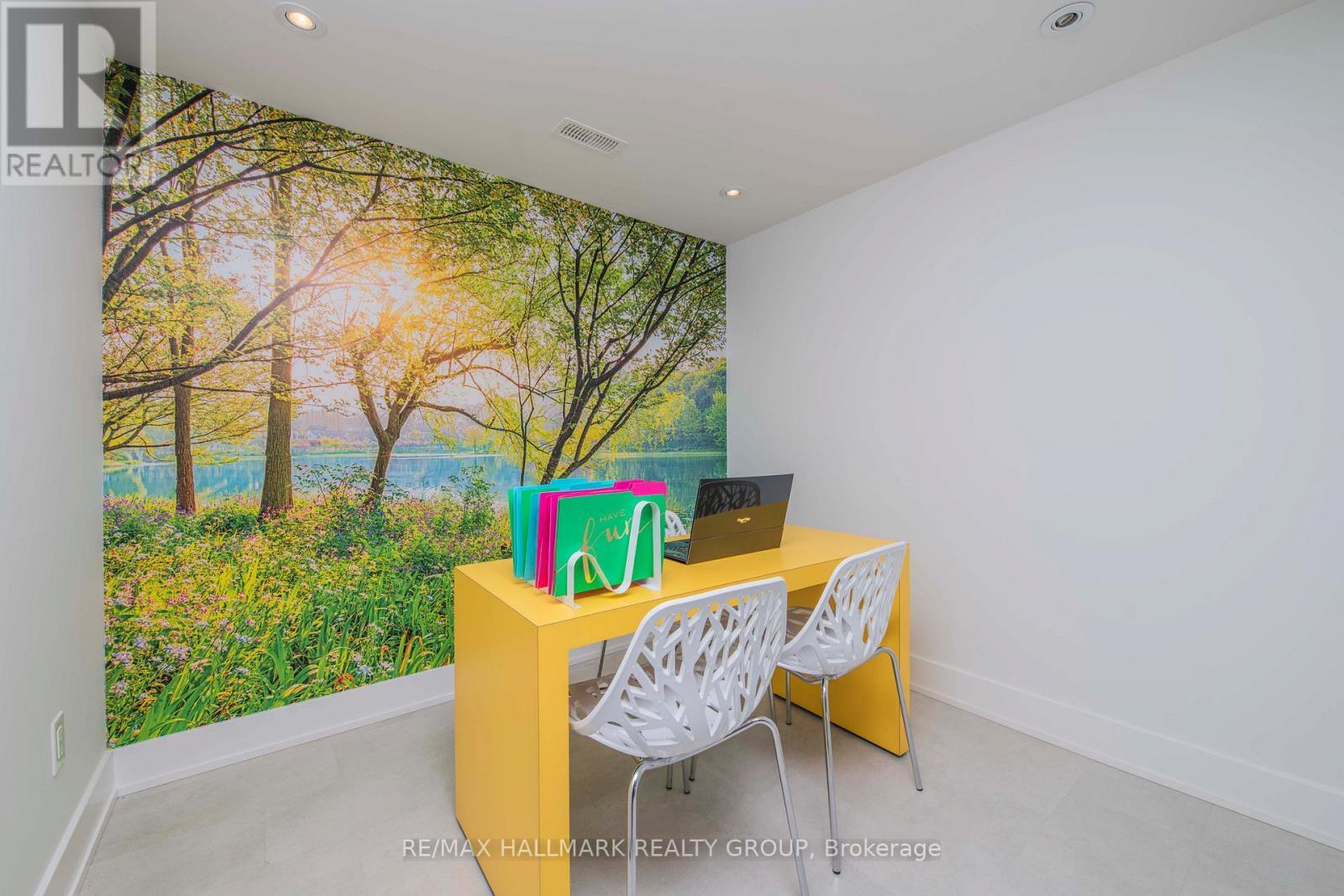 106 Hackamore Crescent, Ottawa, ON - Indoor Photo Showing Office