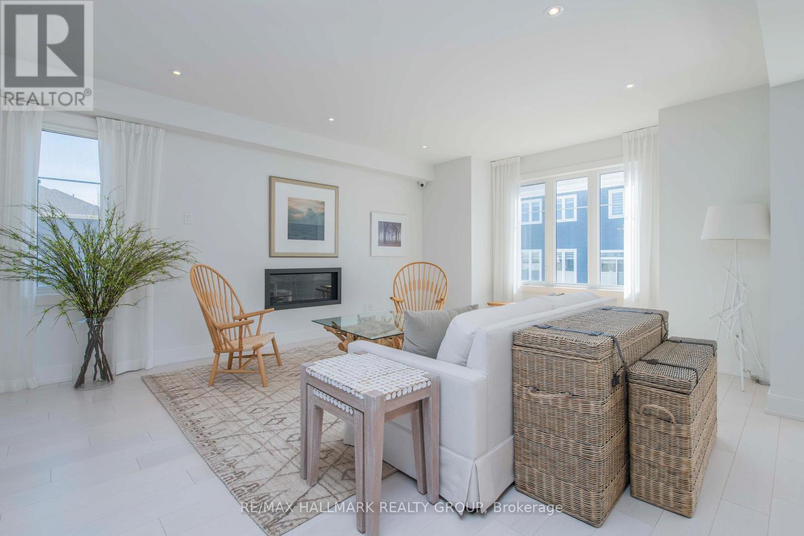 106 Hackamore Crescent, Ottawa, ON - Indoor