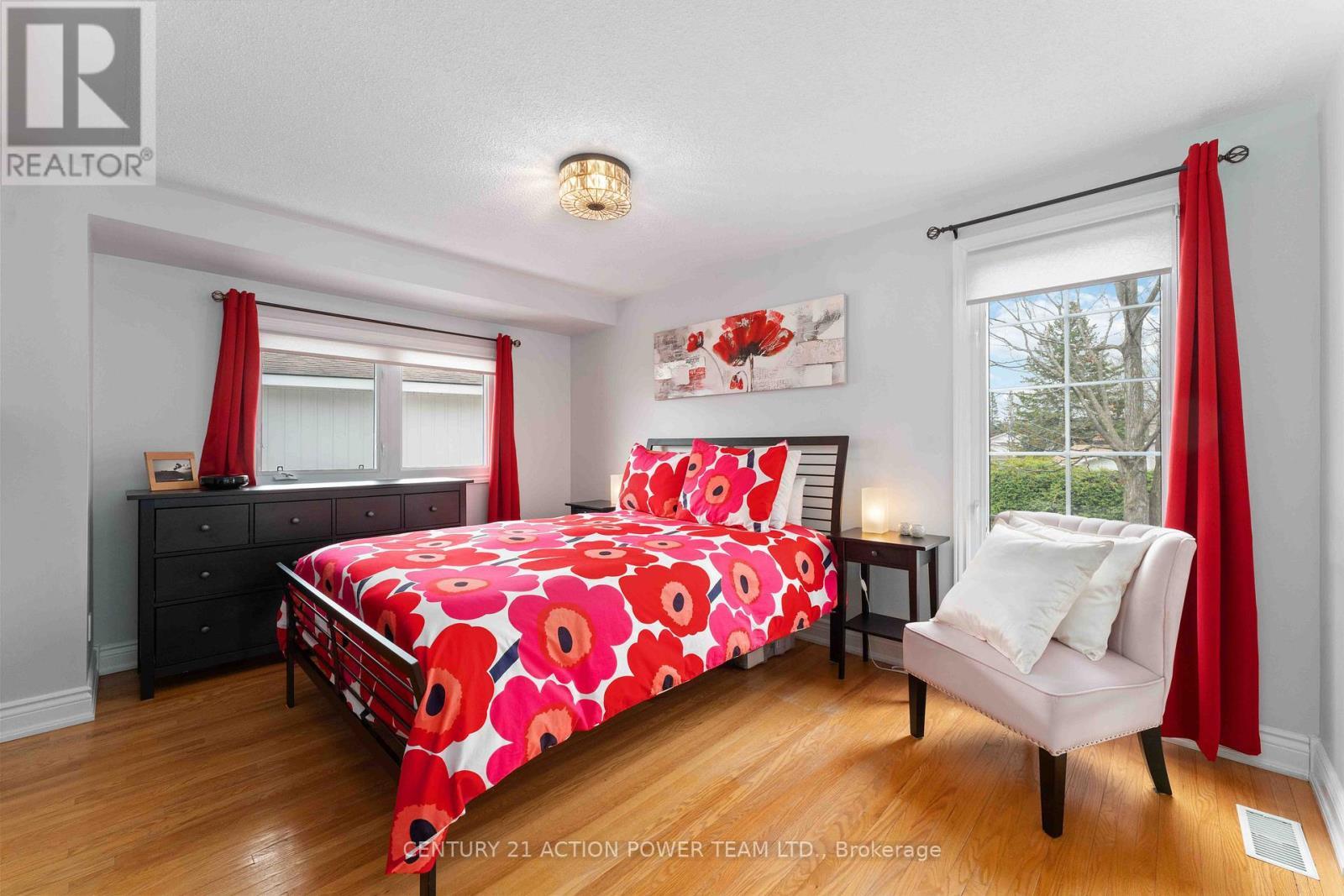 594 Noble Crescent, Ottawa, ON - Indoor Photo Showing Bedroom