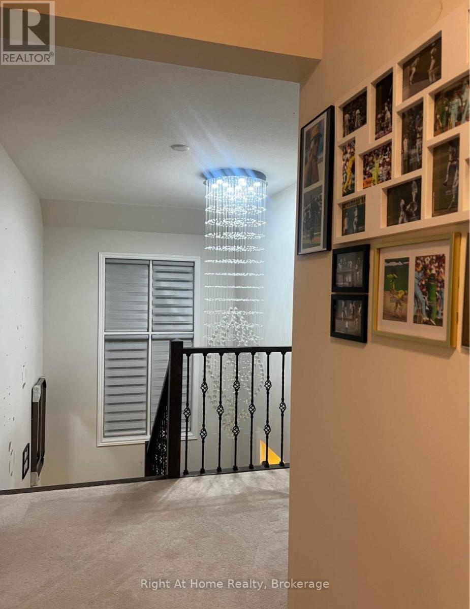 2Nd Master Suite - 54 Pace Avenue, Brantford, ON - Indoor Photo Showing Other Room