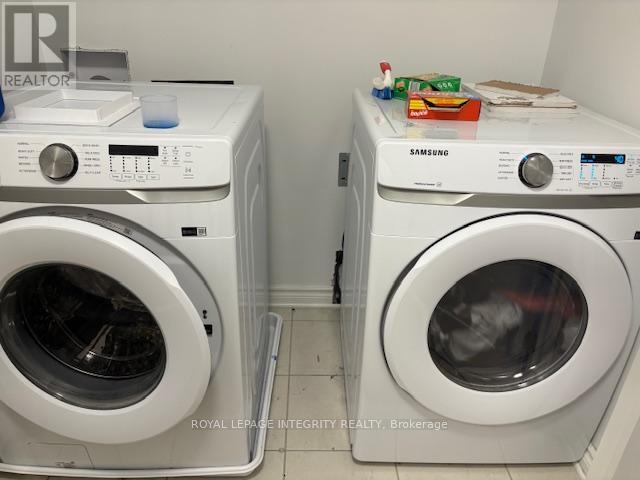 114 Dowdall Circle, Carleton Place, ON - Indoor Photo Showing Laundry Room