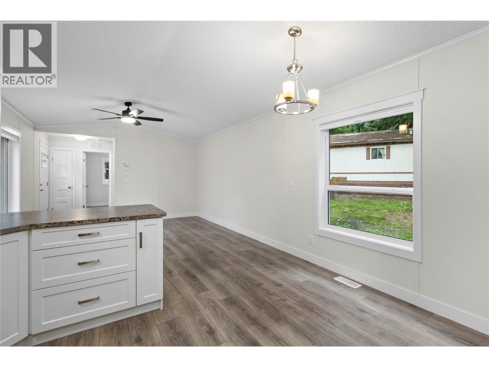 5161 63Rd Avenue Ne Unit# 31, Salmon Arm, BC