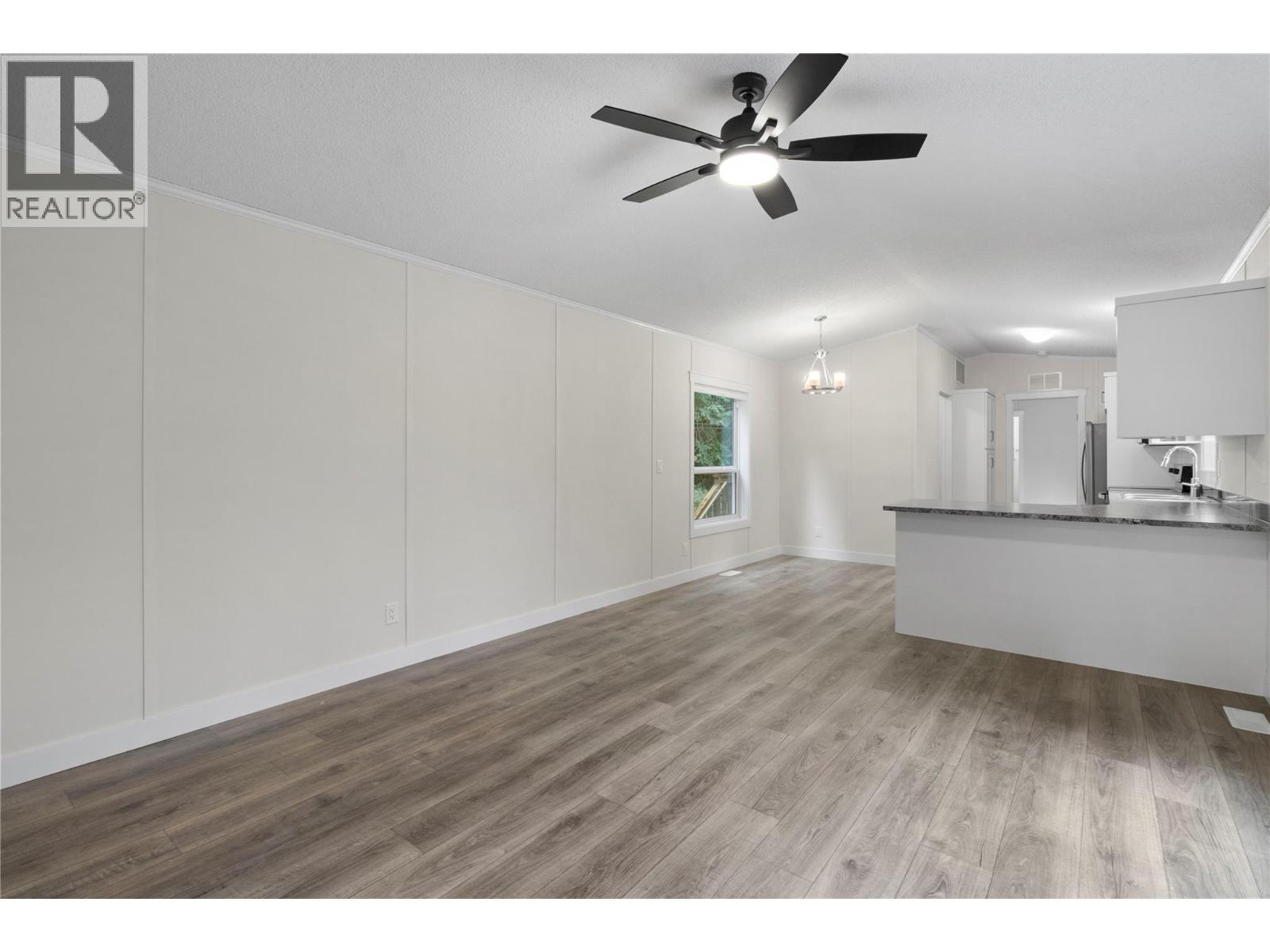 5161 63Rd Avenue Ne Unit# 31, Salmon Arm, BC