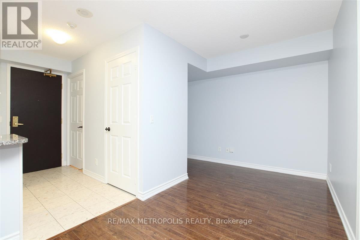 321 - 51 Lower Simcoe Street, Toronto, ON - Indoor Photo Showing Other Room