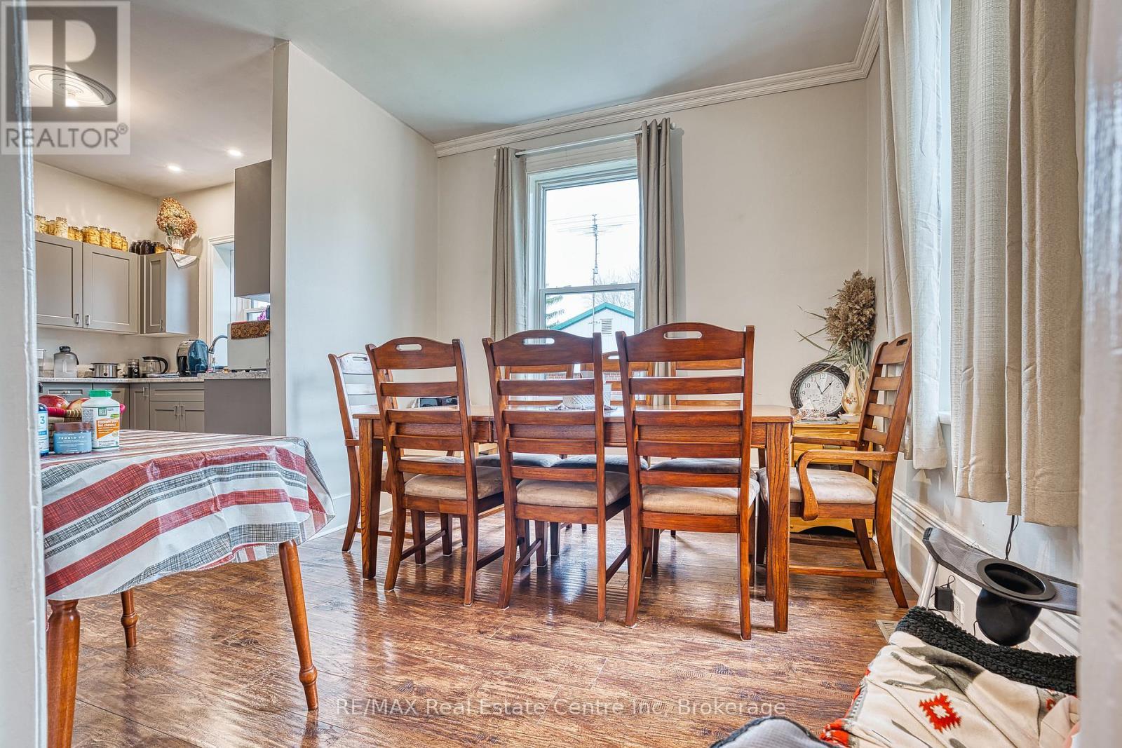 745 Main Street W, North Perth (Listowel), ON - Indoor Photo Showing Dining Room