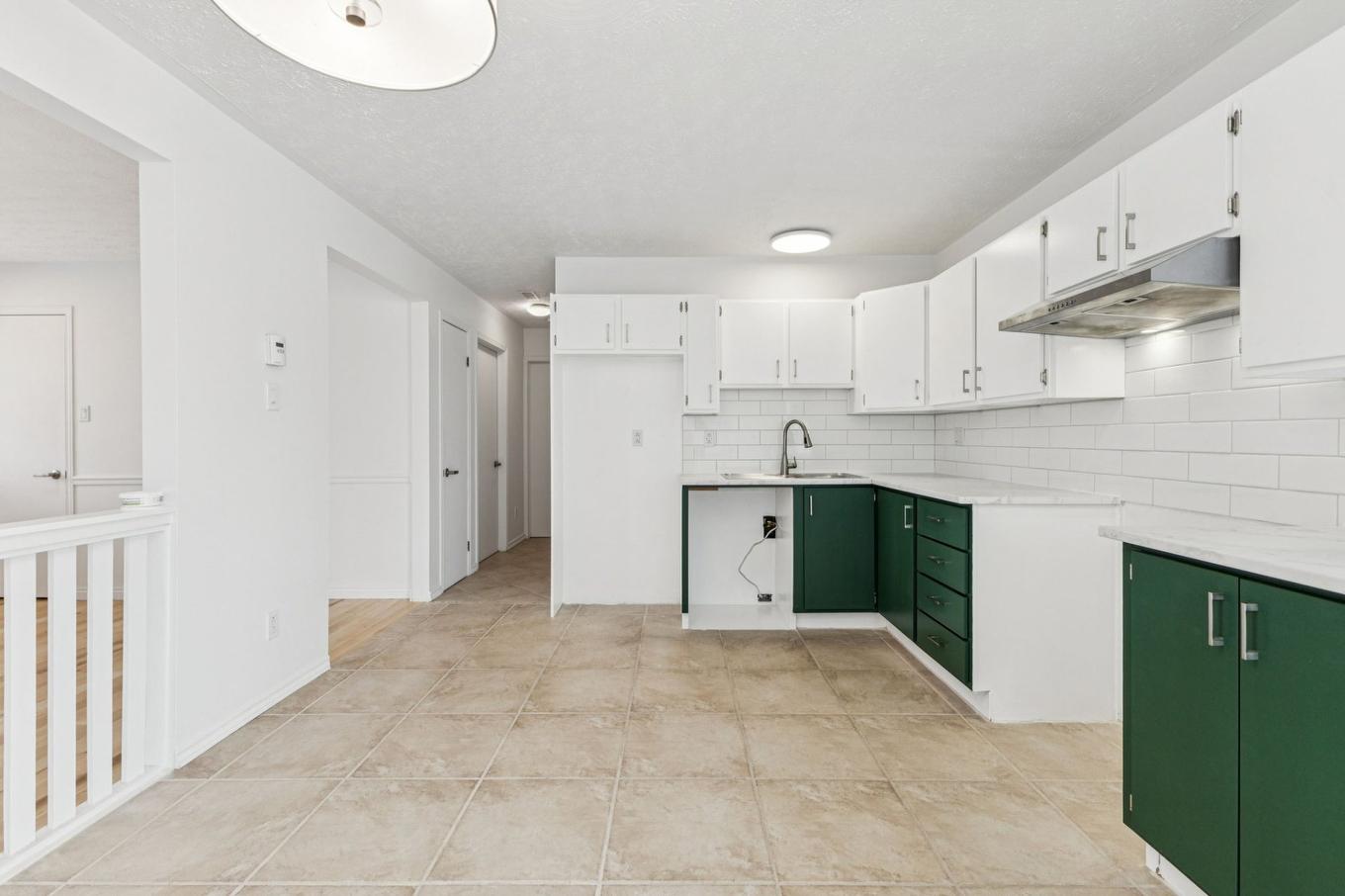 Kitchen - 21 Rue Valpin, Gatineau (Masson-Angers), QC - Indoor Photo Showing Kitchen