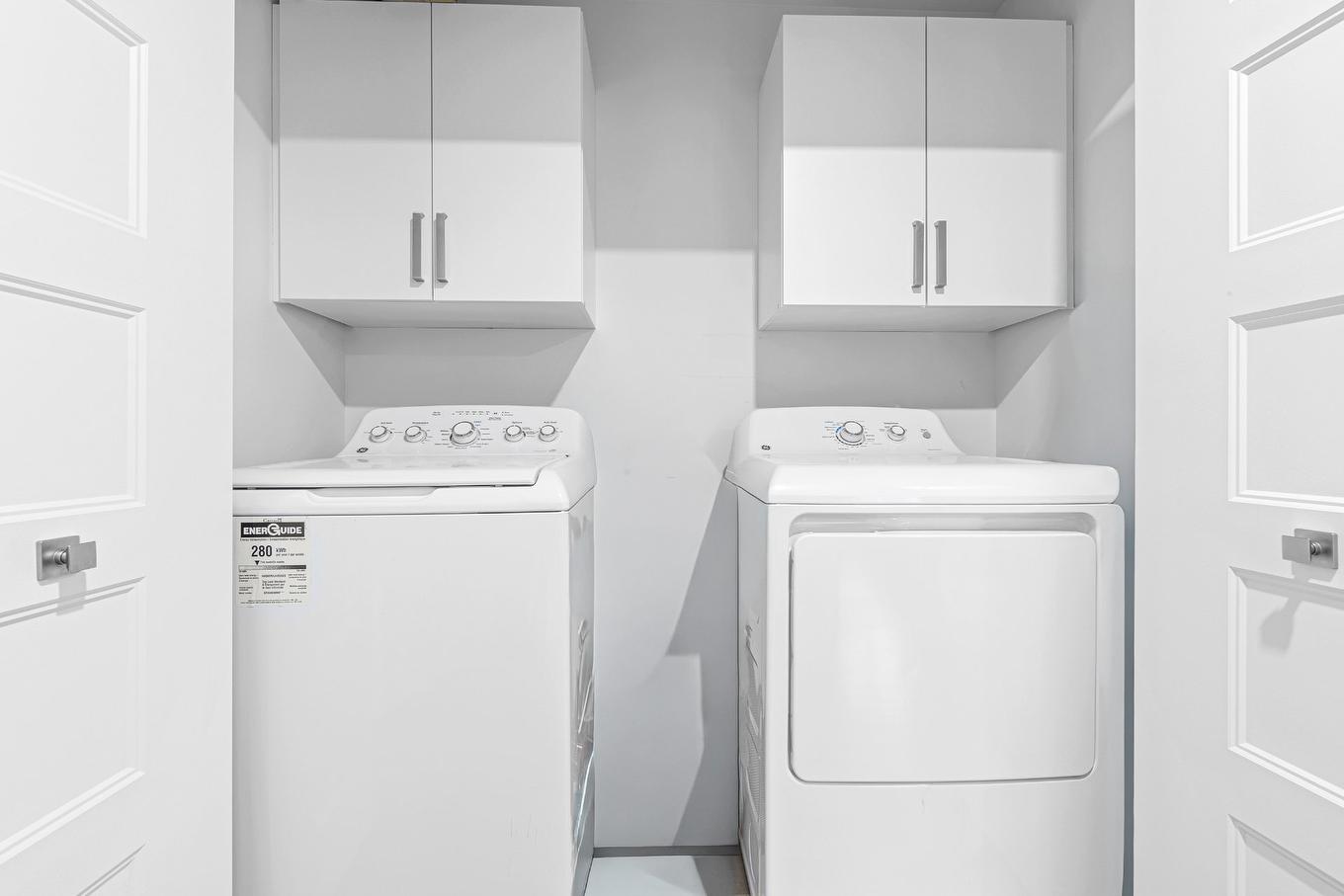 Laundry room - 550 Rue Charlie-Forbell, Mont-Tremblant, QC - Indoor Photo Showing Laundry Room