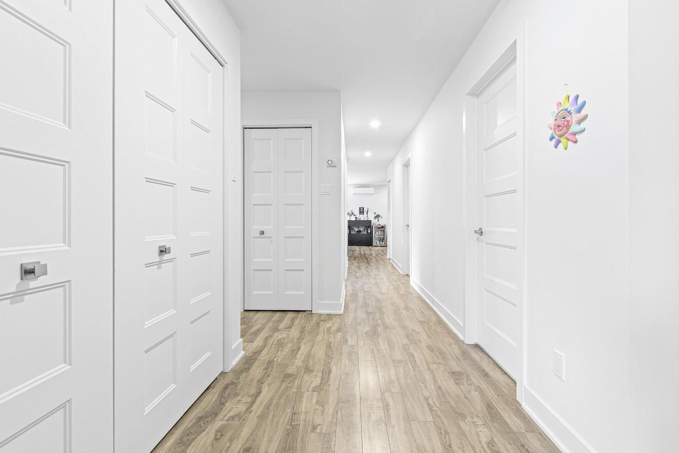 Passageway - 550 Rue Charlie-Forbell, Mont-Tremblant, QC - Indoor Photo Showing Other Room