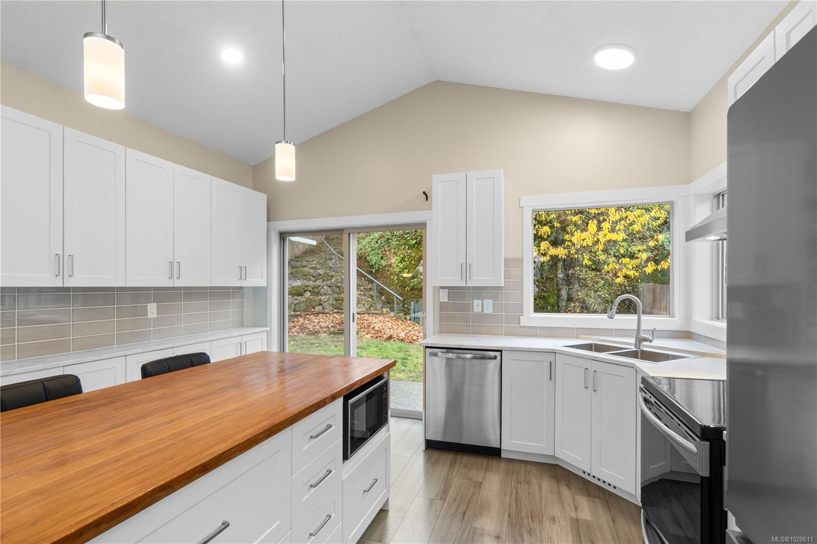 2170 Sun Valley Dr, Nanaimo, BC