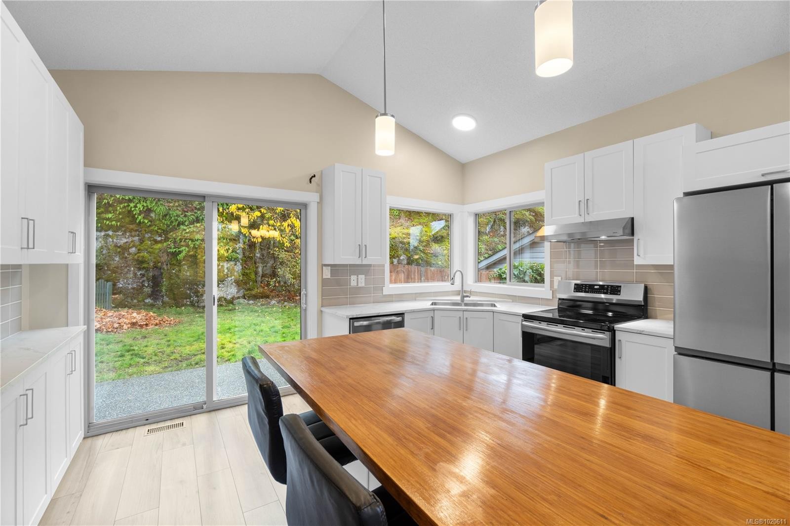 2170 Sun Valley Dr, Nanaimo, BC