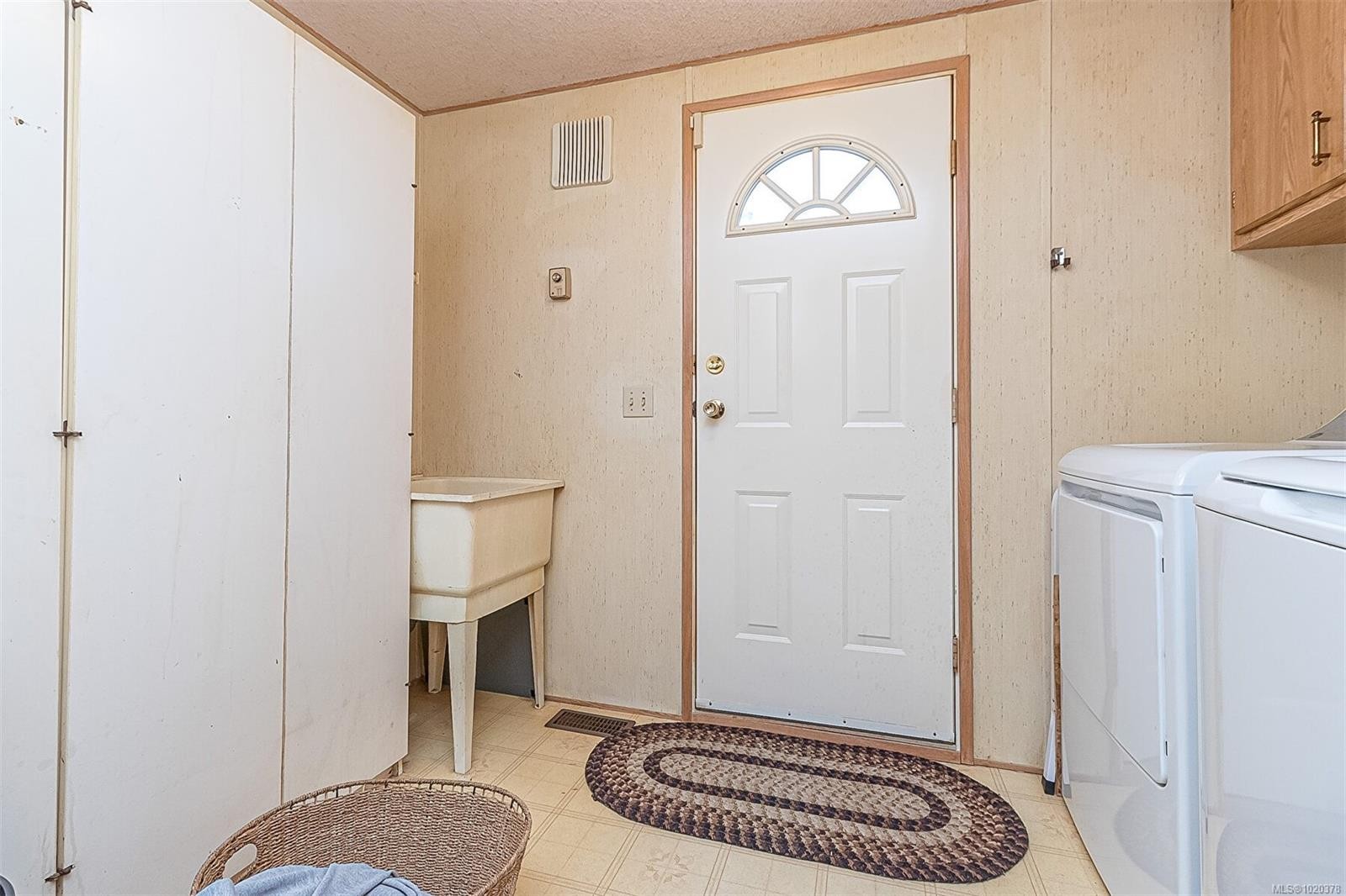 211-2779 Stautw Rd, Central Saanich, BC