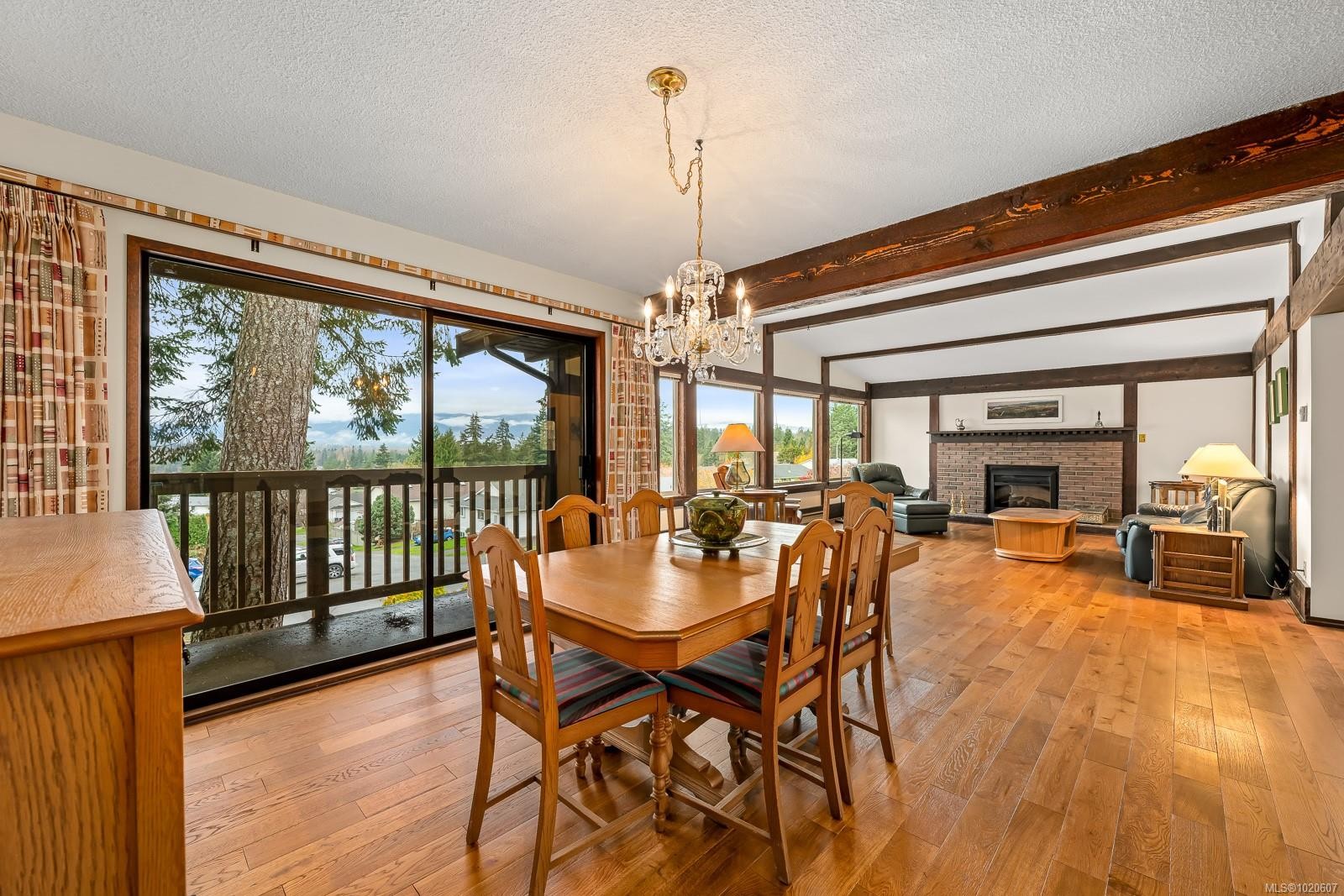 401 Panorama Cres, Courtenay, BC