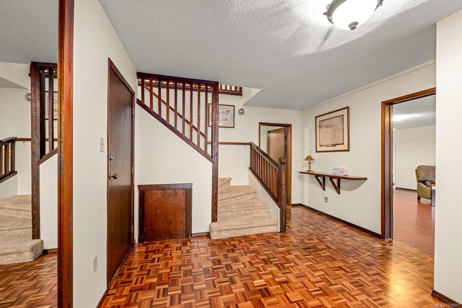 401 Panorama Cres, Courtenay, BC