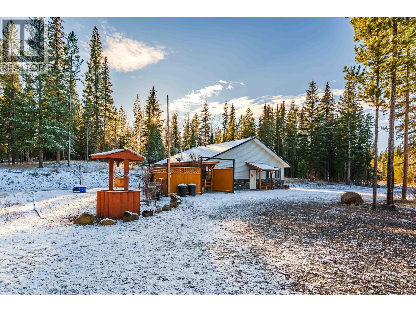 6154 Marlborough Road, Horse Lake, BC - Outdoor