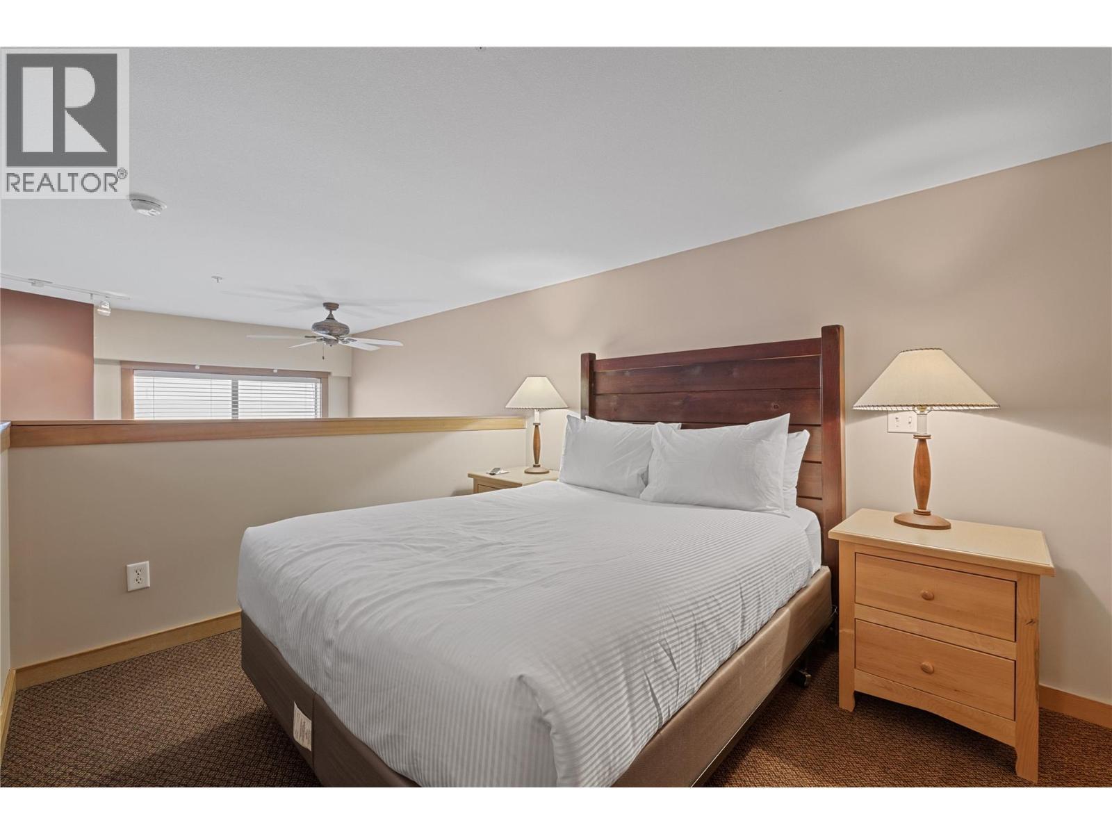 5335 Big White Road Unit# 220, Big White, BC - Indoor Photo Showing Bedroom