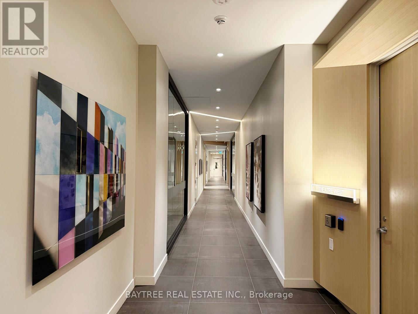 425 - 135 Lower Sherbourne Street W, Toronto, ON - Indoor Photo Showing Other Room