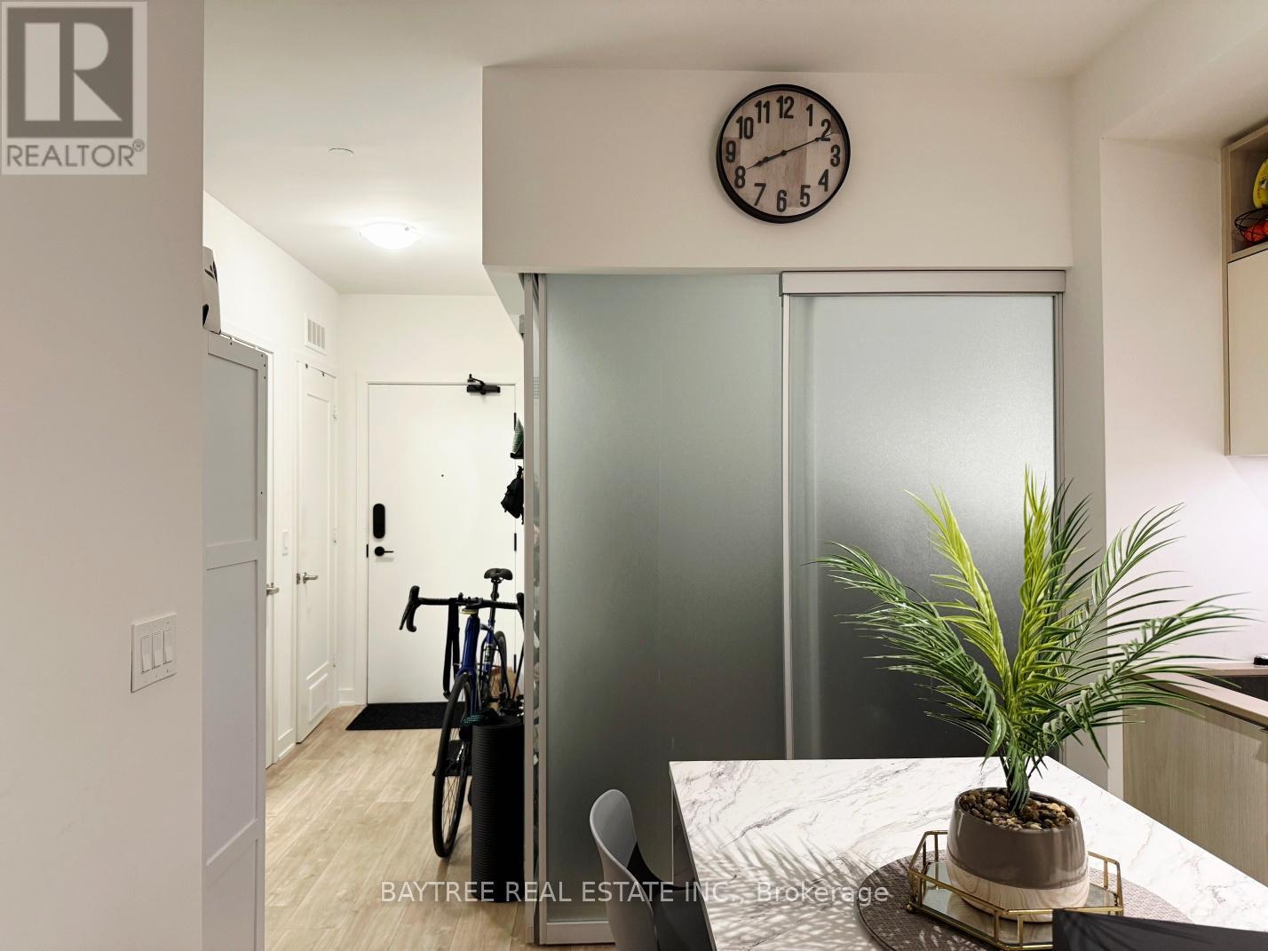 425 - 135 Lower Sherbourne Street W, Toronto, ON - Indoor