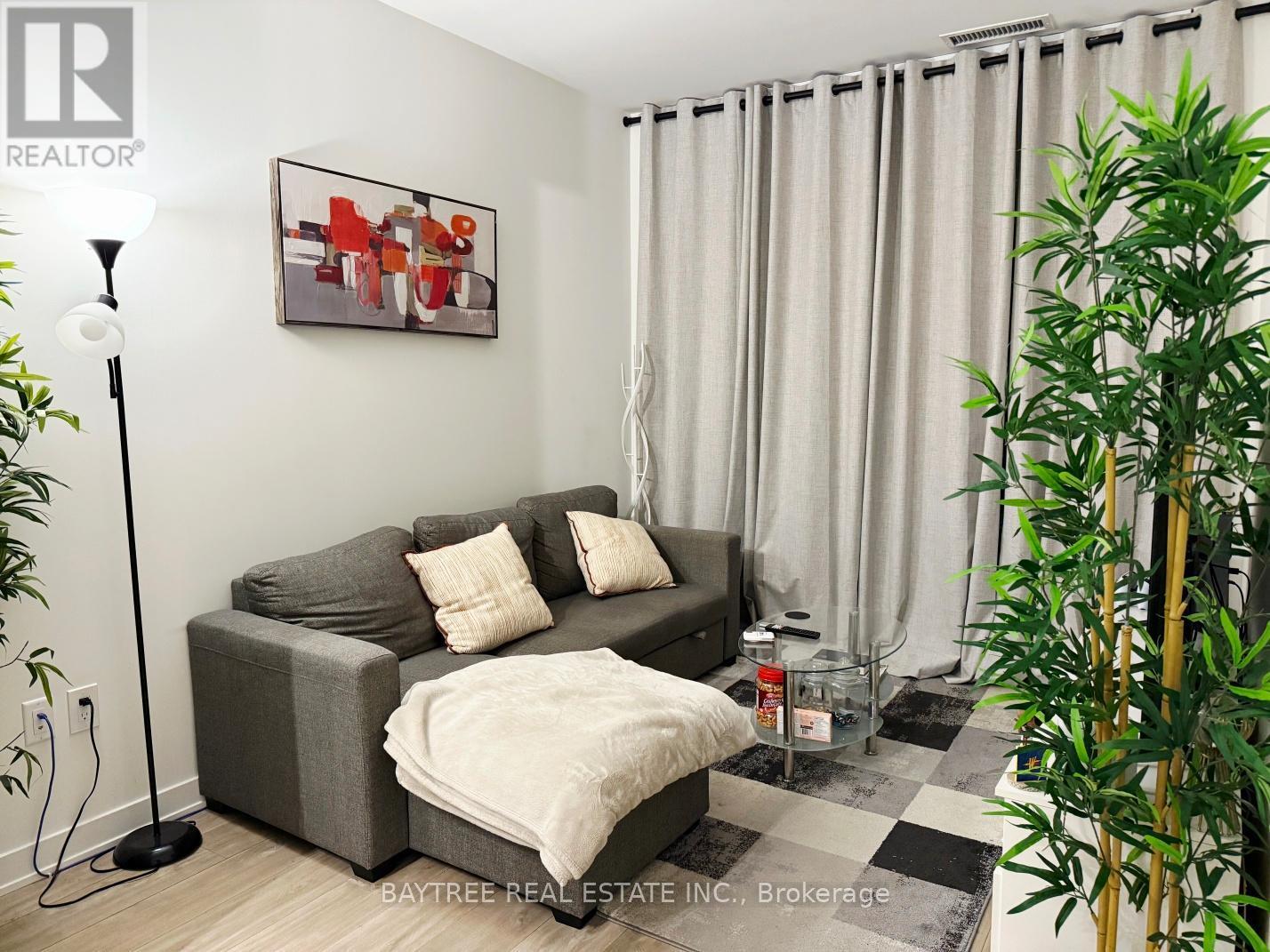 425 - 135 Lower Sherbourne Street W, Toronto, ON - Indoor