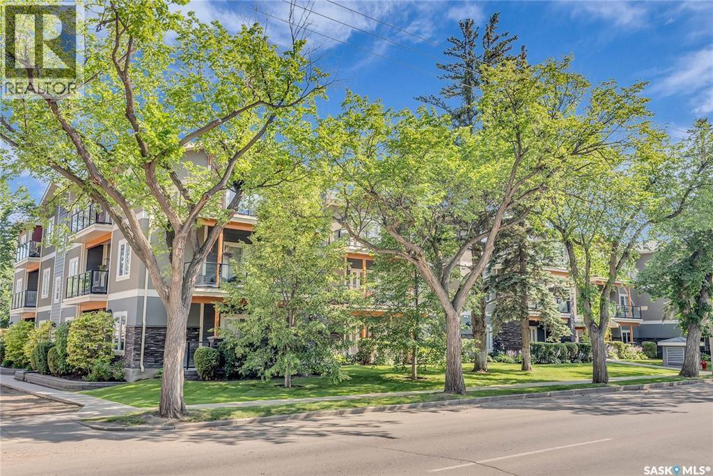 110 721 8Th Street E, Saskatoon, SK - Outdoor