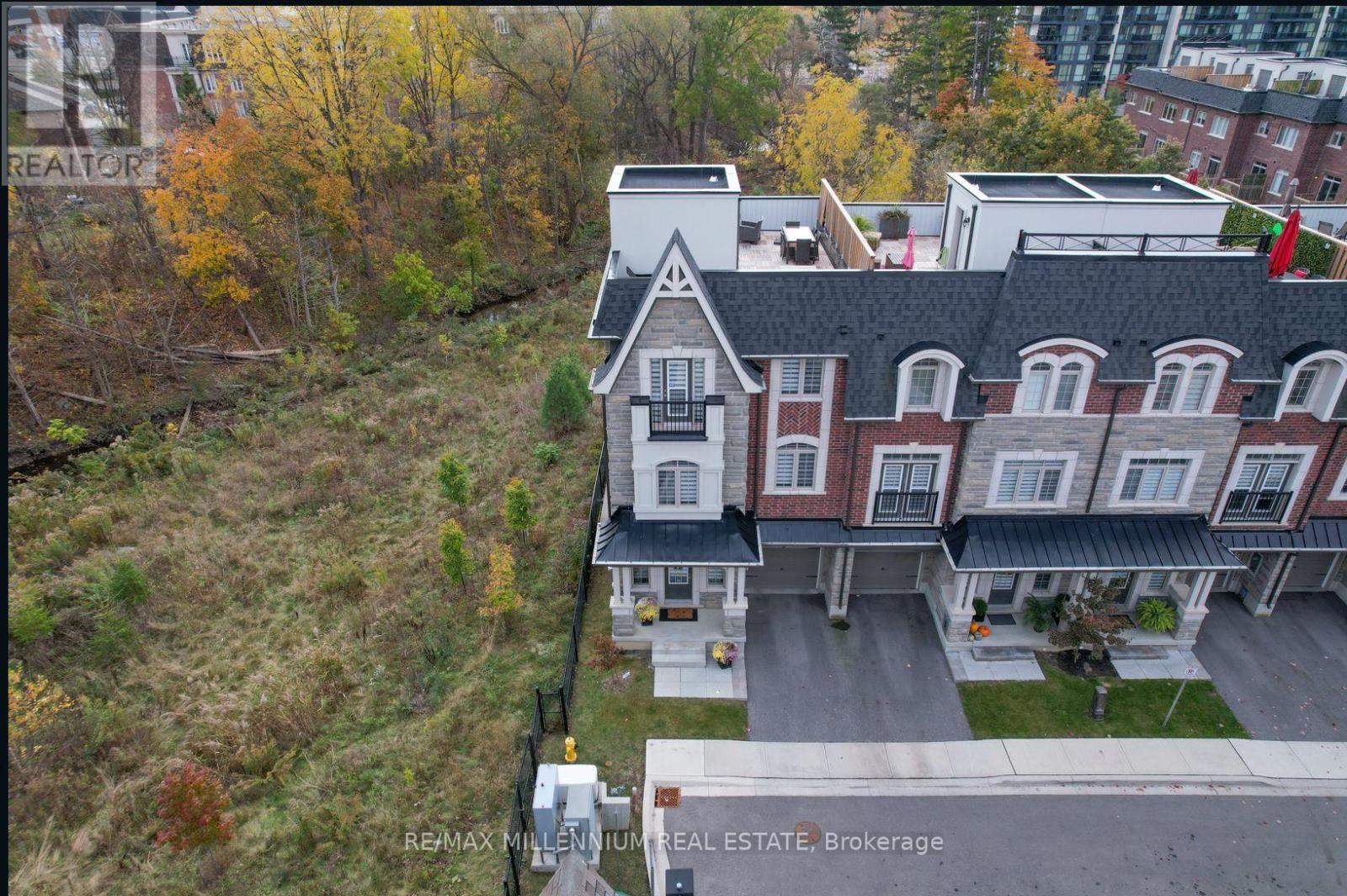 1 Ingleside Street, Vaughan, ON - Outdoor With Facade