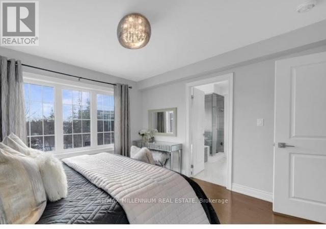 1 Ingleside Street, Vaughan, ON - Indoor Photo Showing Bedroom
