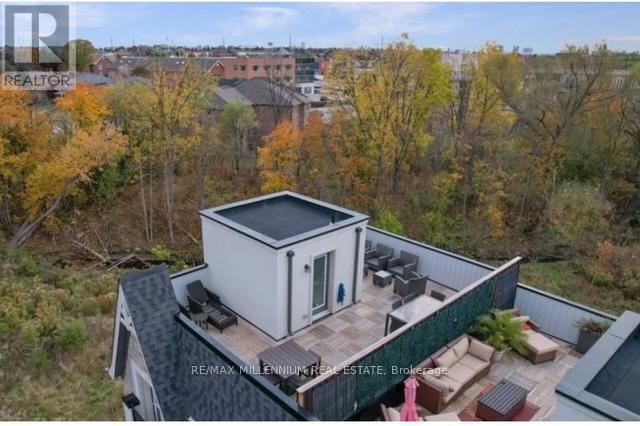 1 Ingleside Street, Vaughan, ON - Outdoor With View