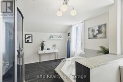 Upstairs 5 Piece Bathroom -